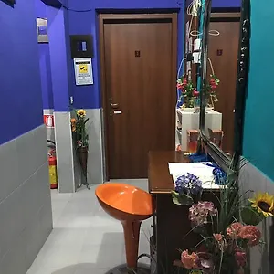 https://volturno-house.it-romehotels.com
